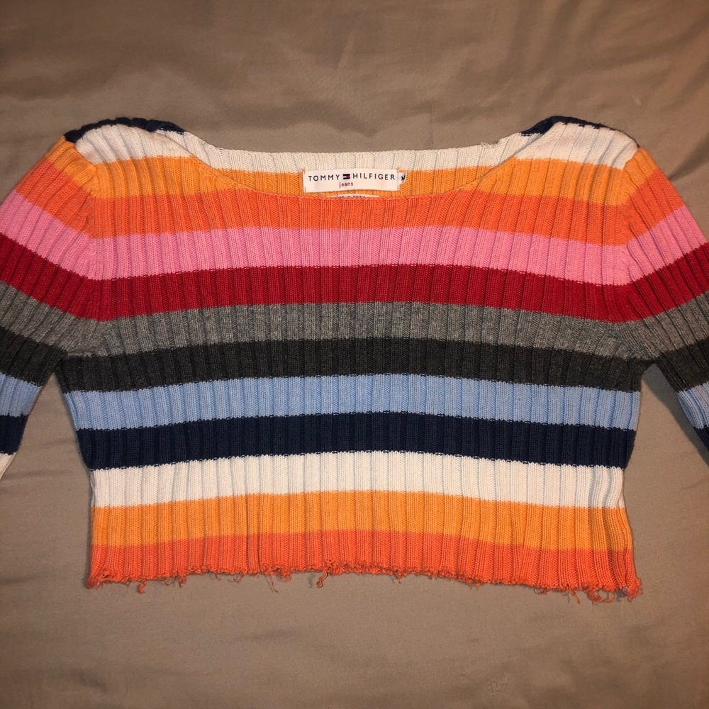 Colorful long sleeve crop top